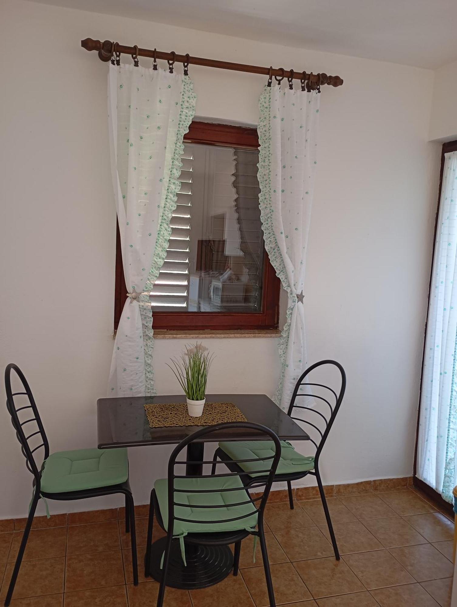 Apartments Nina Ravni Extérieur photo