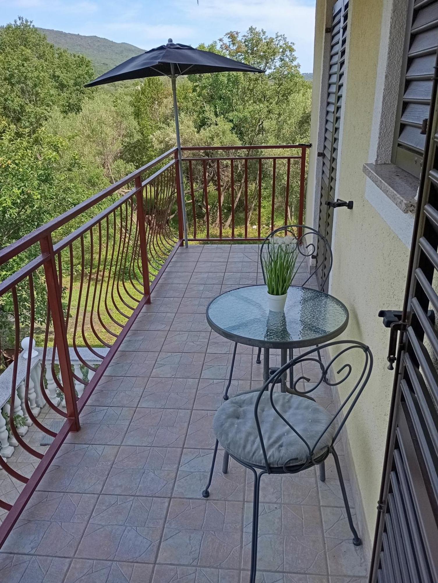 Apartments Nina Ravni Extérieur photo