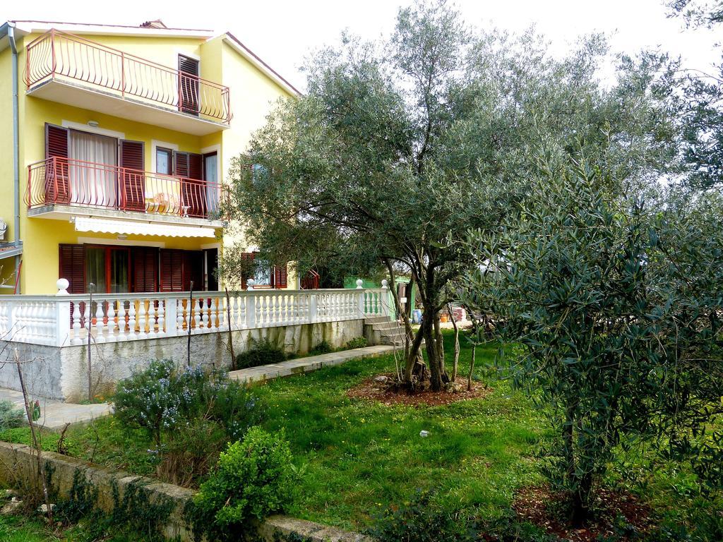 Apartments Nina Ravni Extérieur photo